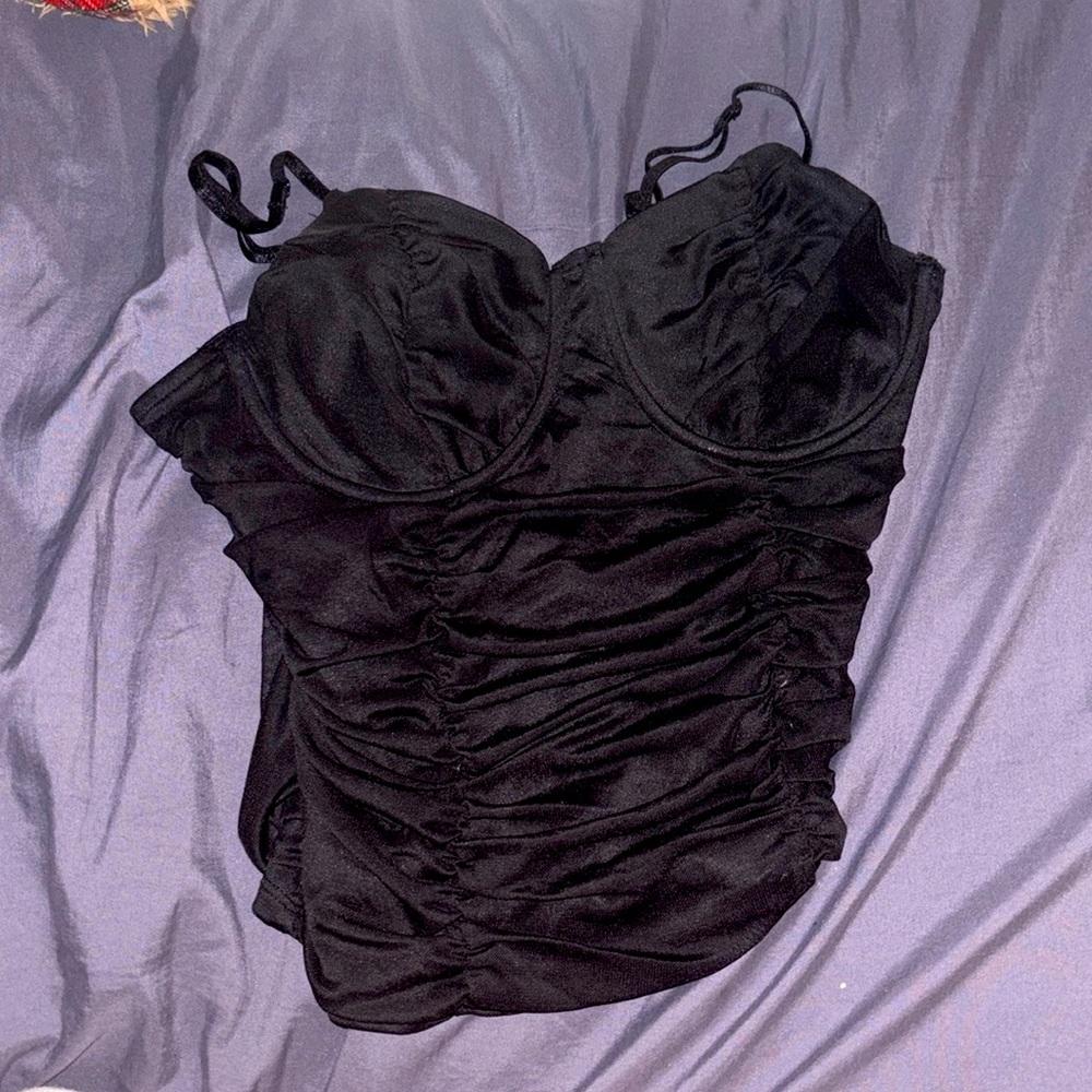 Black Going out top